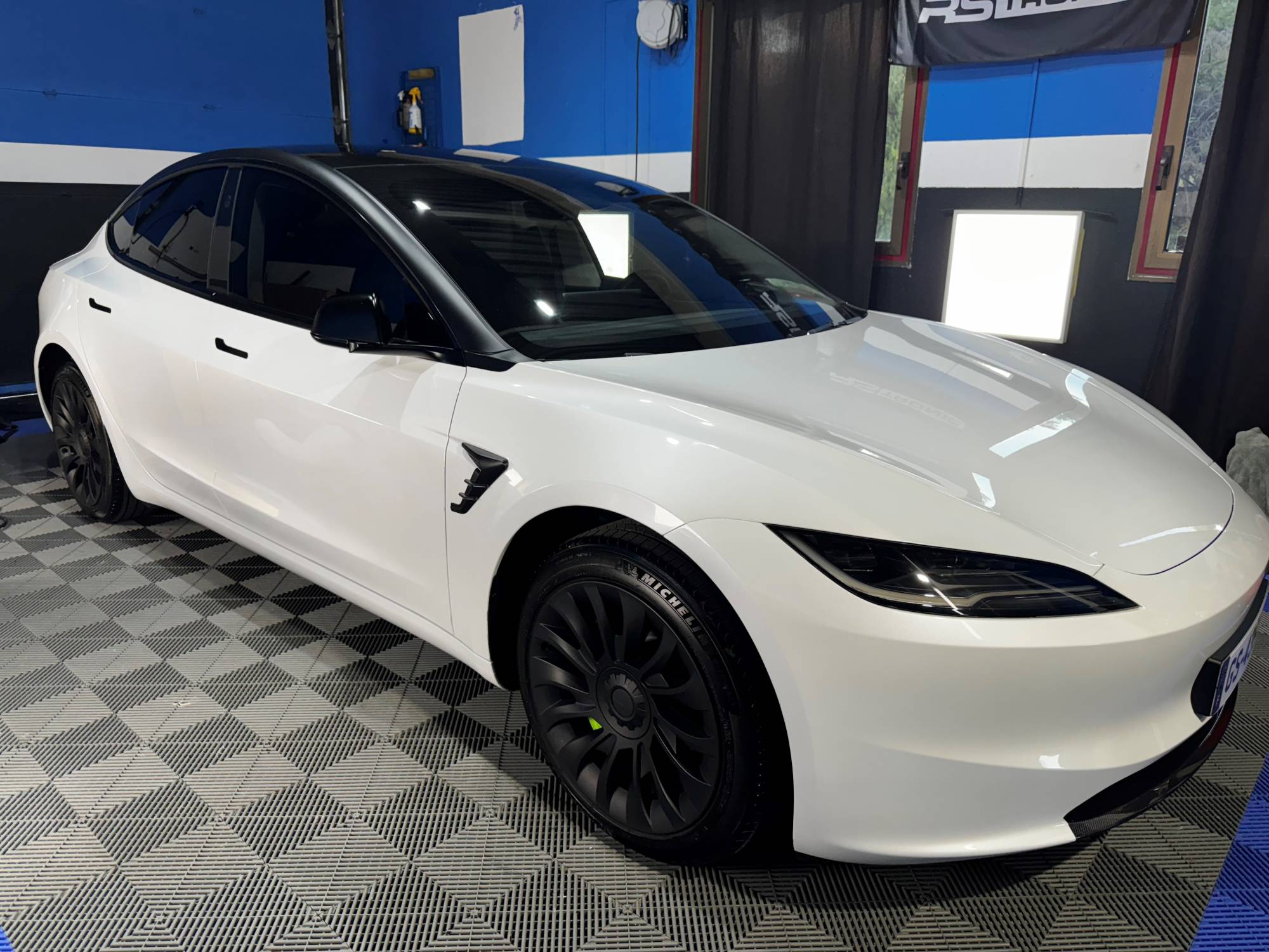 Tesla Model 3 Highland
