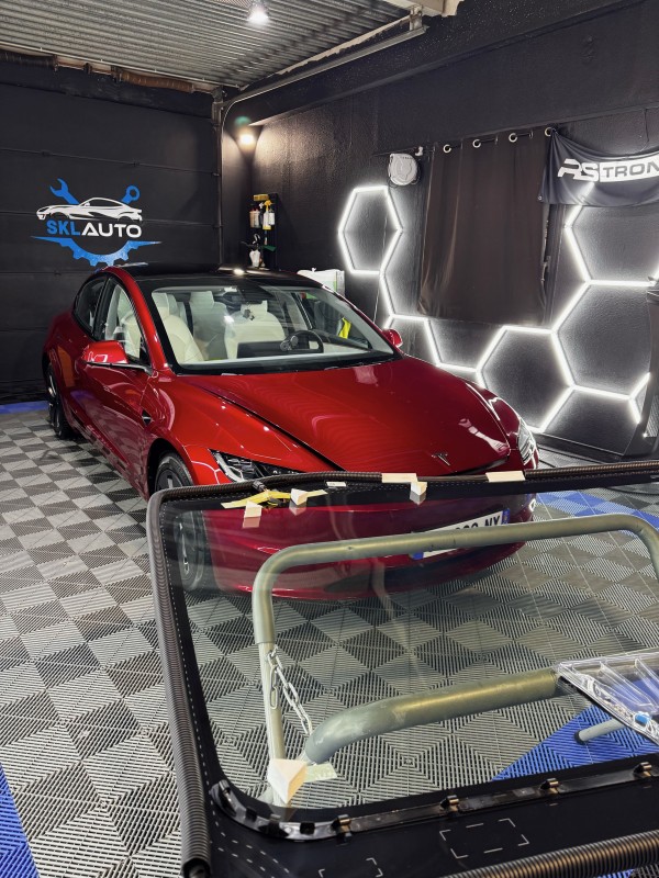 Remplacement de pare-brise : franchise remboursée, prêt de véhicule et nettoyage avec Eco Clean Auto à Aix-en-Provence