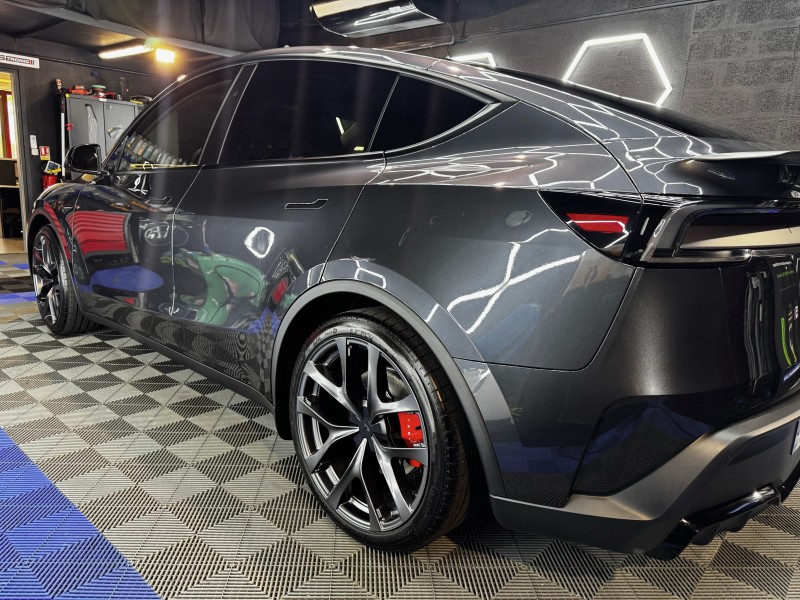 Tesla Model Y juniper Performance