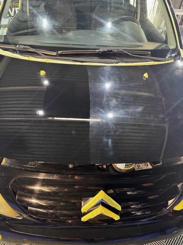 Découvrez le revernissage à froid CRYSTAL ARMOR chez Eco Clean Auto à Aix-en-Provence pour sublimer votre voiture